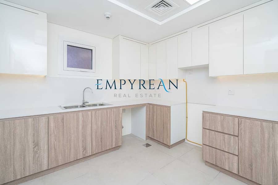 Brand New | Multiple Cheques | Spacious Brand New | Multiple Cheques | Spacious