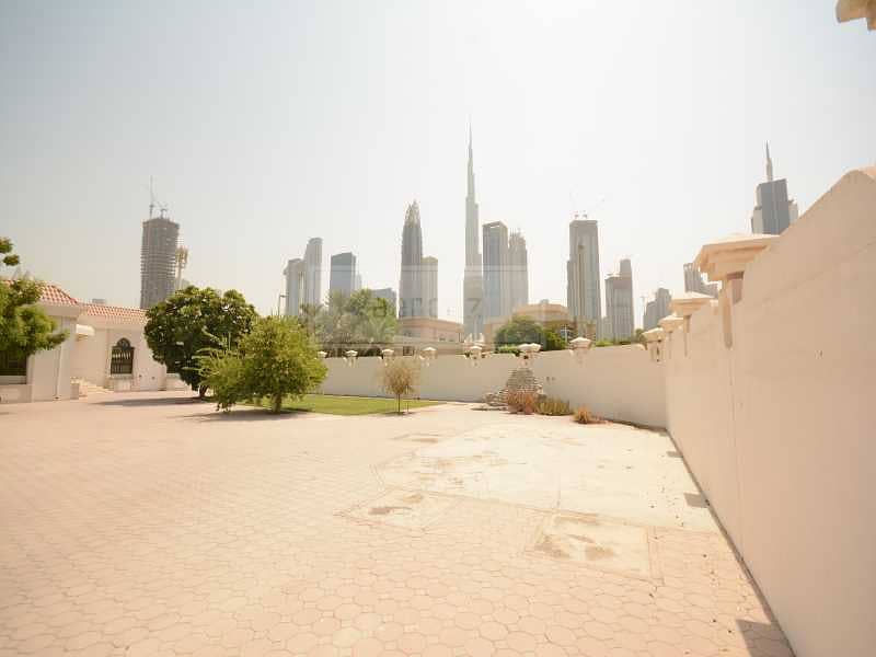 GCC Buyer Deal | Burj Khalifa View | Massive Plot GCC Buyer Deal | Burj Khalifa View | Massive Plot