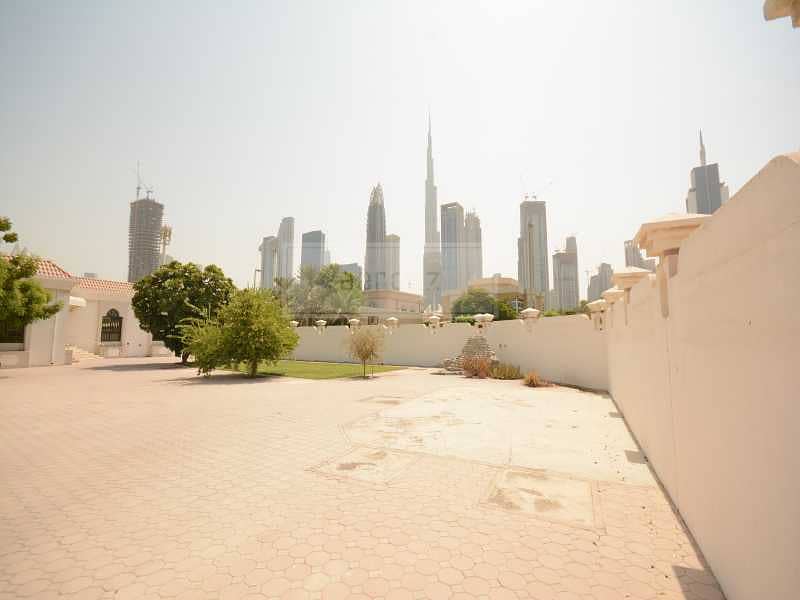 GCC Buyer Deal | Burj Khalifa View | Massive Plot