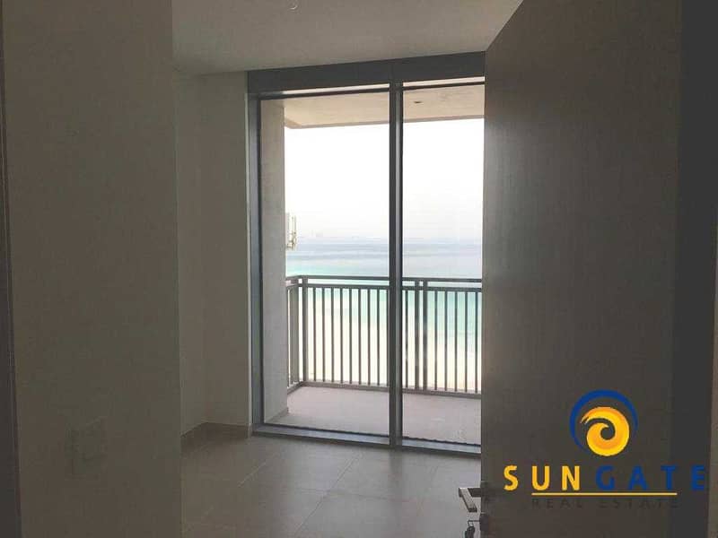 10 Fabulous Views nice layout Brand new Apartment