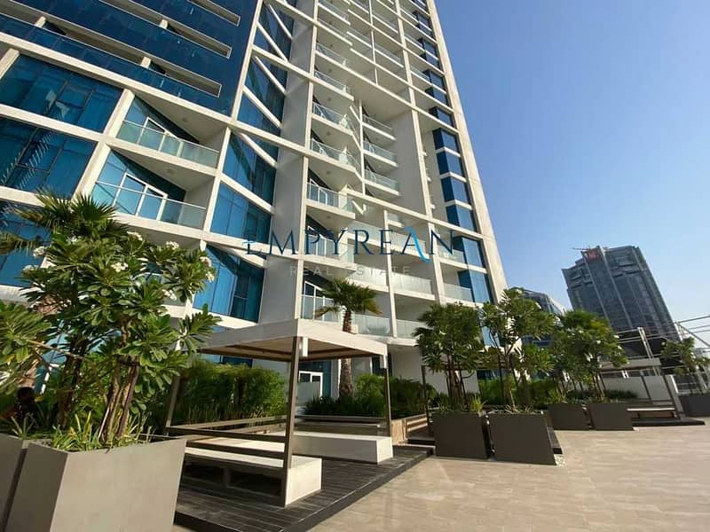 17 Mid-floor | Fully Furnished | 5* Facilities