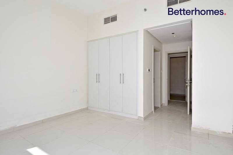 2 2Bedrooms + Maid|Floor to ceiling window|Good view