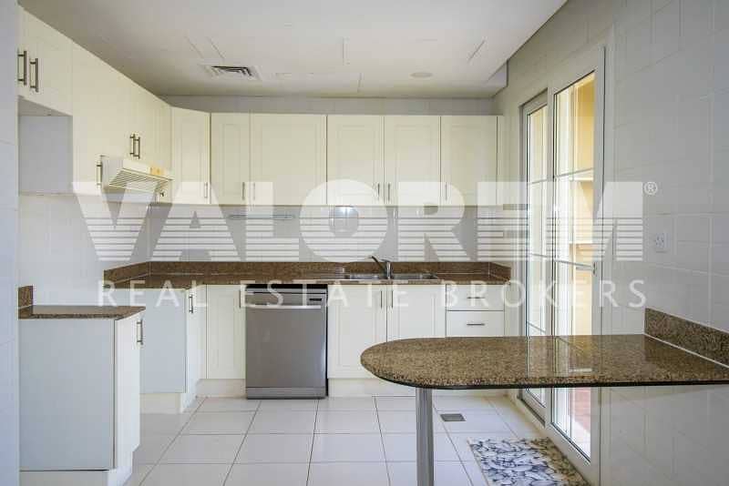 5 Ready to move in | Spacious | Well Maintained