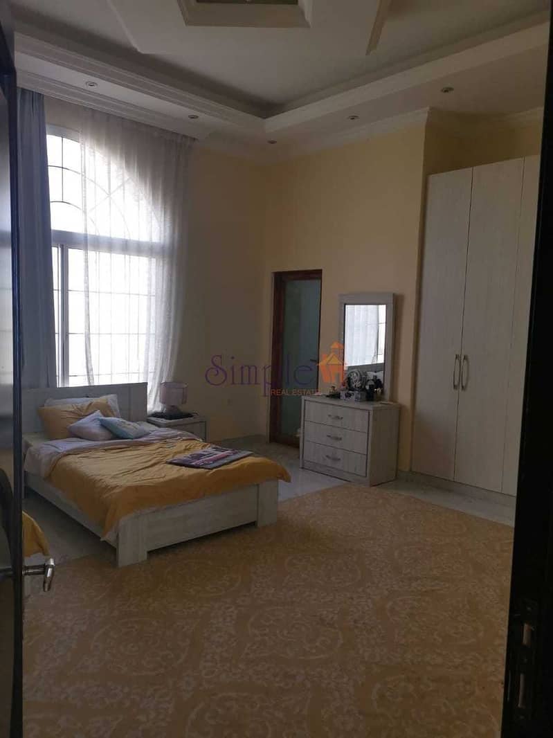 7 3 B/R Villa With an Extension Room Outside Located in Al Warqaa