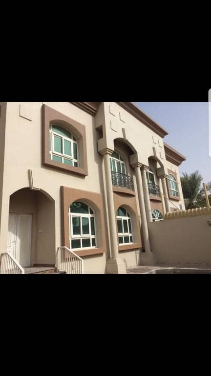 2 villa in  7775 ft The area is divided into 2 villas alqoaz sharjah
