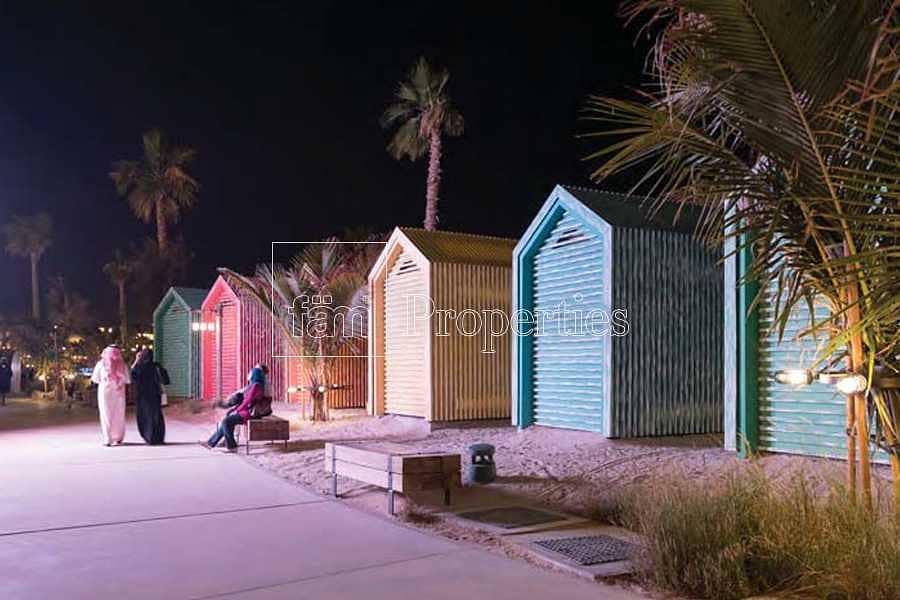 8 Luxury Beachfront Townhouse at Jumeirah 1