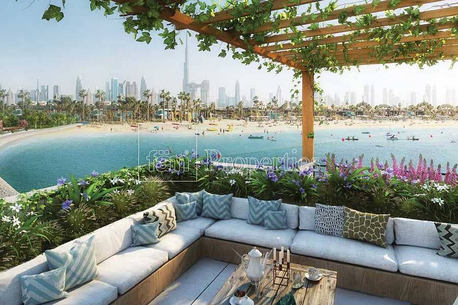 9 Luxury Beachfront Townhouse at Jumeirah 1