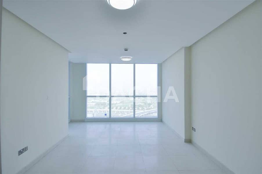 5 Spacious 3Bed+Maid / Nice View / Chiller Free