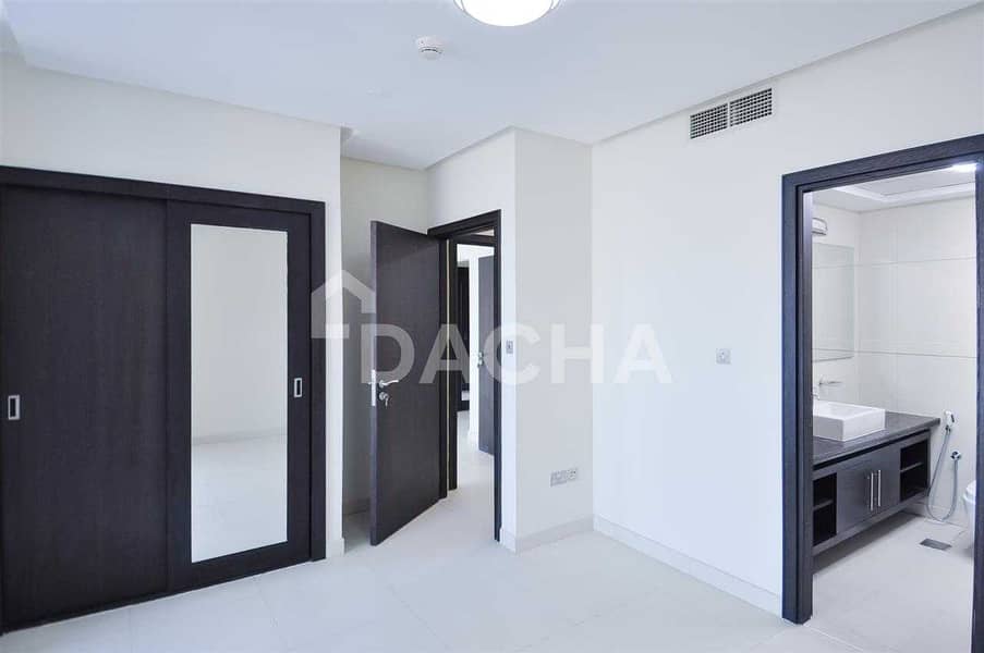 18 Spacious 3Bed+Maid / Nice View / Chiller Free