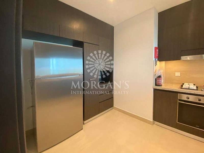 6 Brand New With Open view 2 bed Downtown