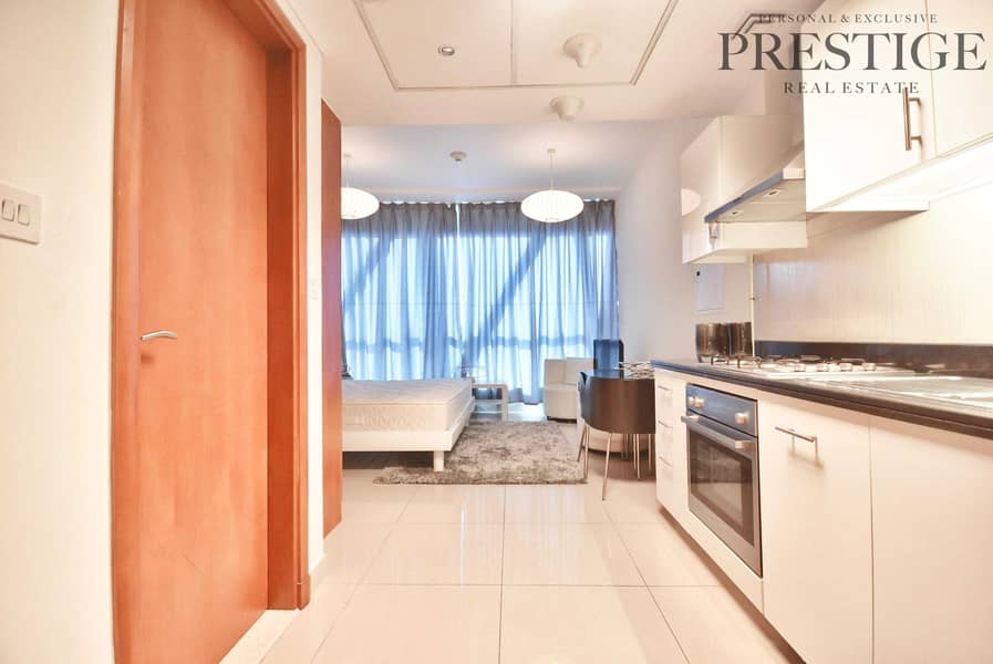 7 Furnished Studio | Access to Mall - Metro