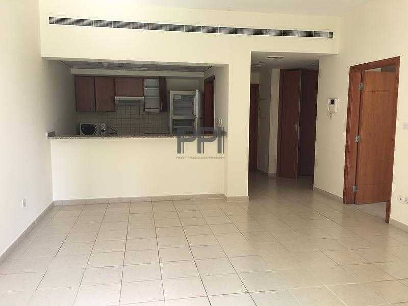 1BR SPACIOUS APARTMENT IN GREENS 1BR SPACIOUS APARTMENT IN GREENS