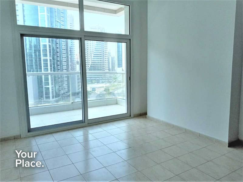 Huge Layout | Closed Kitchen | Spacious Balcony Huge Layout | Closed Kitchen | Spacious Balcony