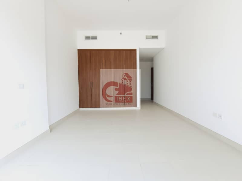 7 Hot offer ! One Month Free Brand New Spacious 2-BHK In Jumeirah Garden City