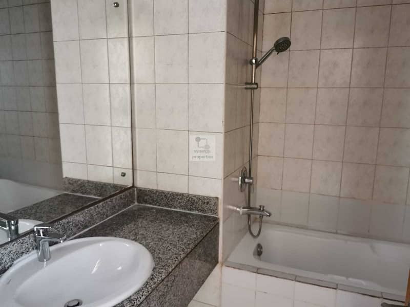 7 SPECIOUS 1BR NEXT TO METRO AND CARREFOUR