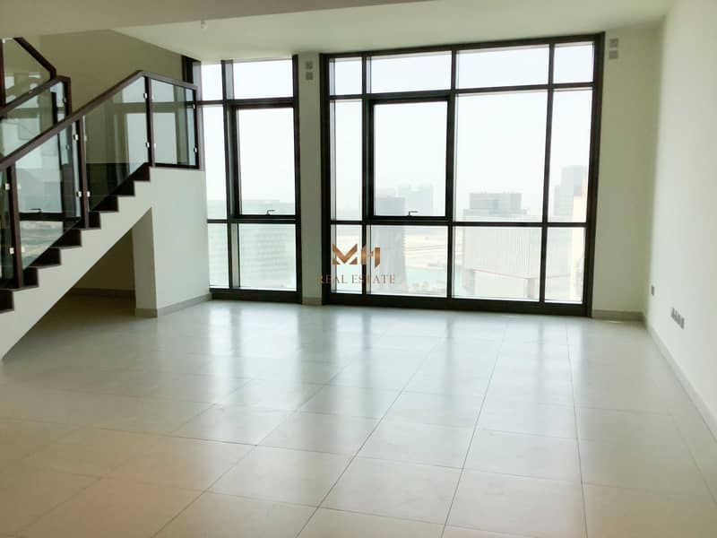 2 Stunning View| Spacious and Modern Layout| Ready to Move In
