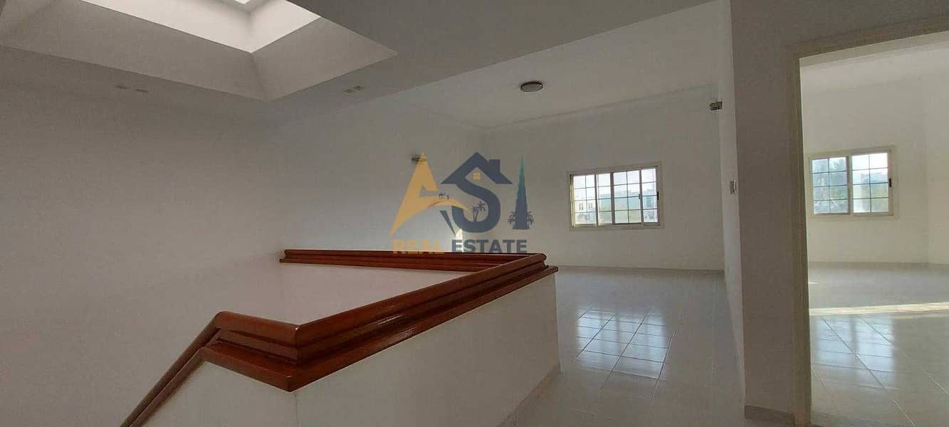 20 Spacious 4 BR+ Maid's Room| Commercial Villa| Prime Location| FoRent