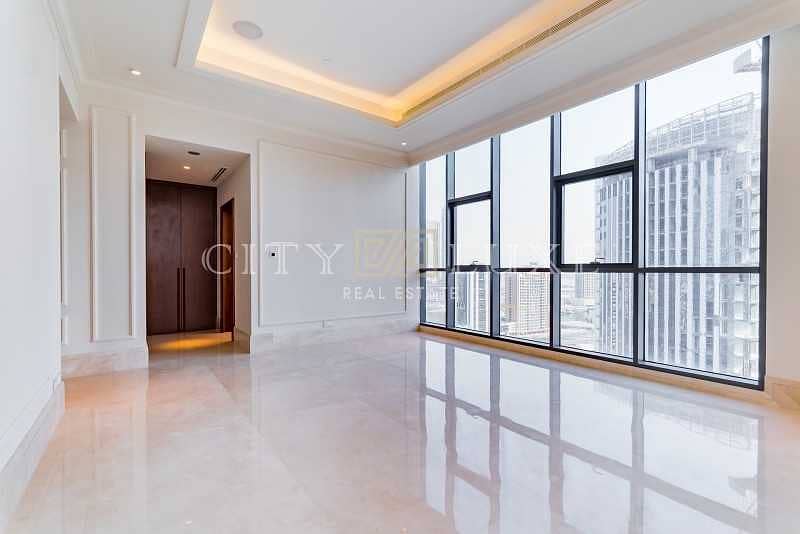 18 FULL FLOOR LUXURIOUS PENTHOUSE | SPECTACULAR VIEWS