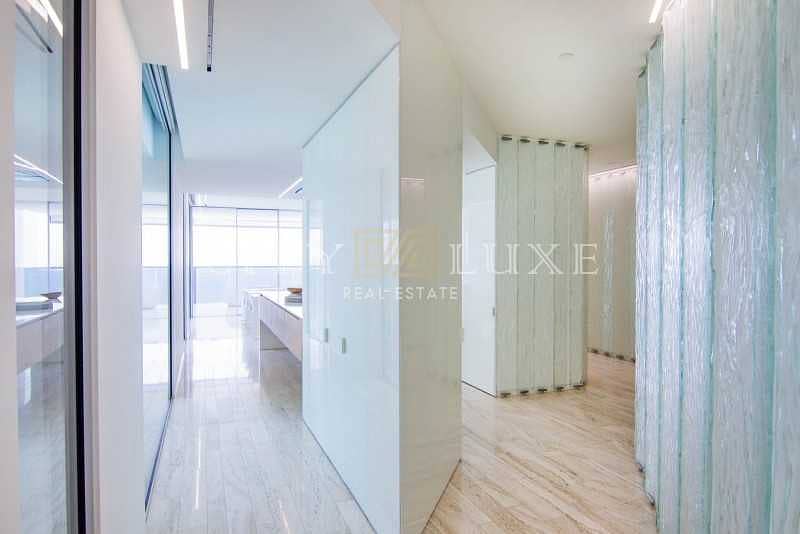19 Elegant Penthouse | Best View on Palm | Brand New