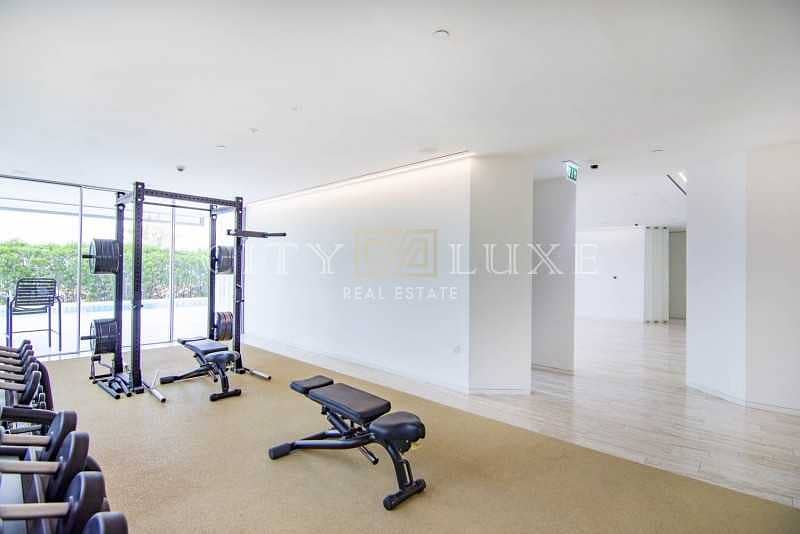 30 Elegant Penthouse | Best View on Palm | Brand New
