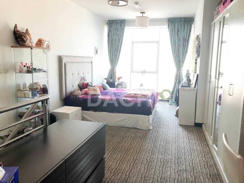 VACANT / Duplex / Fully Furnished VACANT / Duplex / Fully Furnished