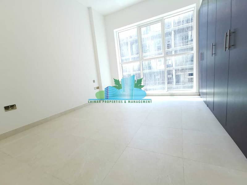 Impressive 1 Bedroom| Upgradd Style|Big Balcony|Full Facilities|4 Payments