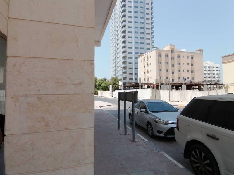 A commercial shop and an office for rent, Al-Nakhil area, near the Corniche