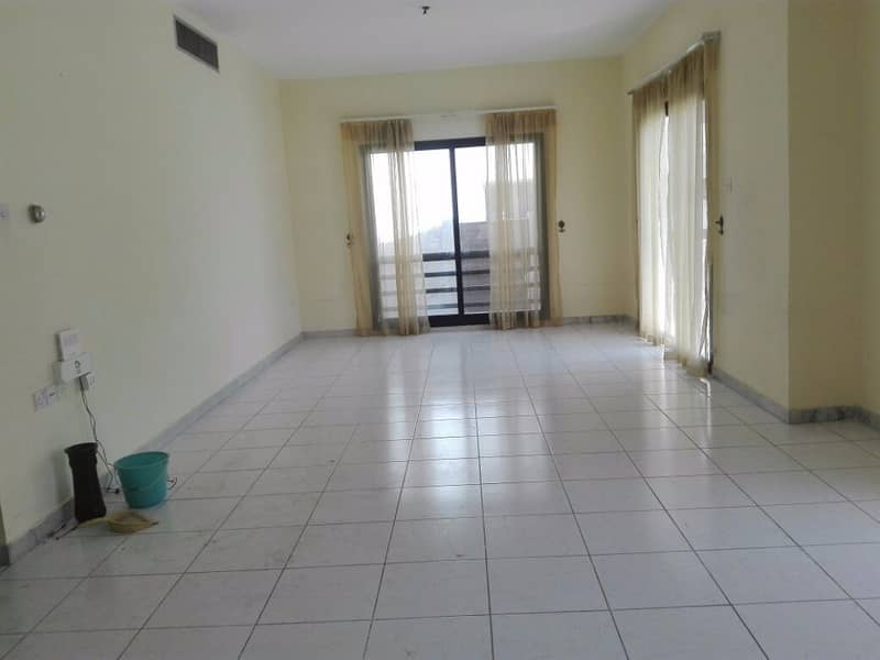 Квартира в Аль Манасир, 3 cпальни, 80000 AED - 2562166