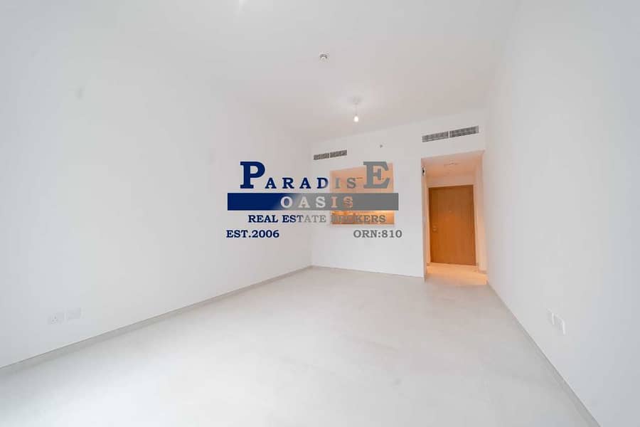 Spacious | Large Terrace | Pool & Gym Level Spacious | Large Terrace | Pool & Gym Level