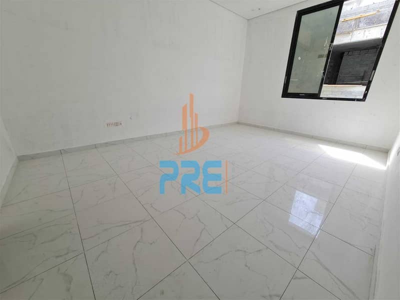 Brand New Townhouse 4bhk+Maids In Al Barsha