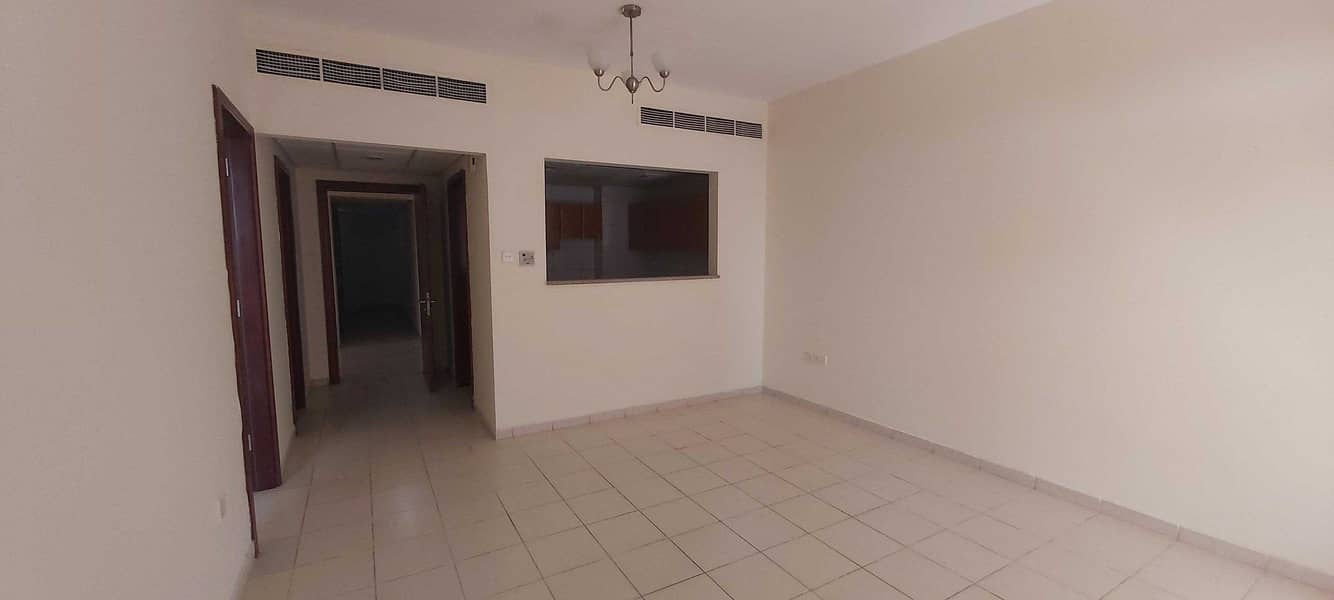 2 ENGLAND CLUSTER 1 BEDROOM WITH BALCONY FOR RENT