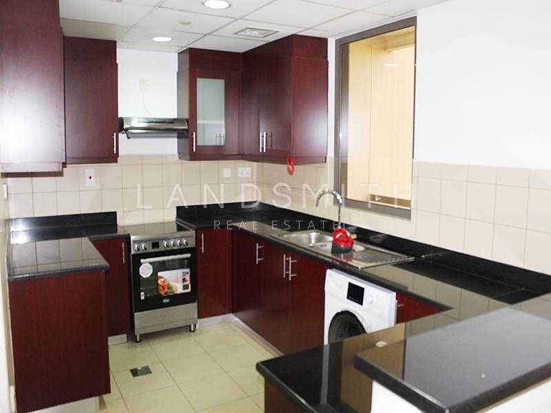 4 Well Maintained 1BR Apartment with Marina View