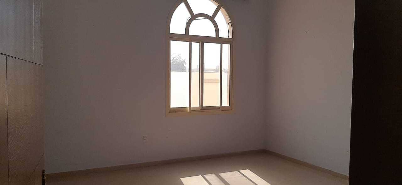 7 SPACIOUS VILLA FOR RENT IN AL MIZHAR