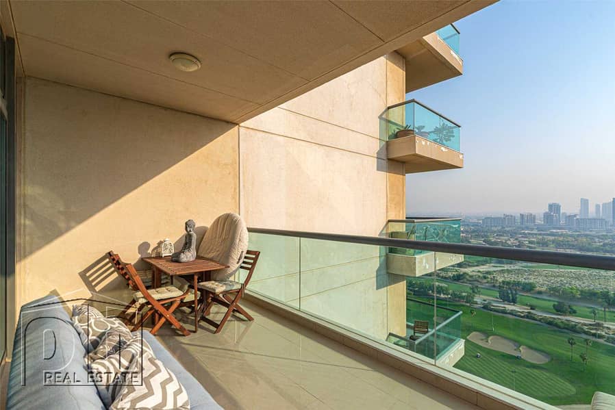 4 Unbelievable views from this furnished 2 bed apartment