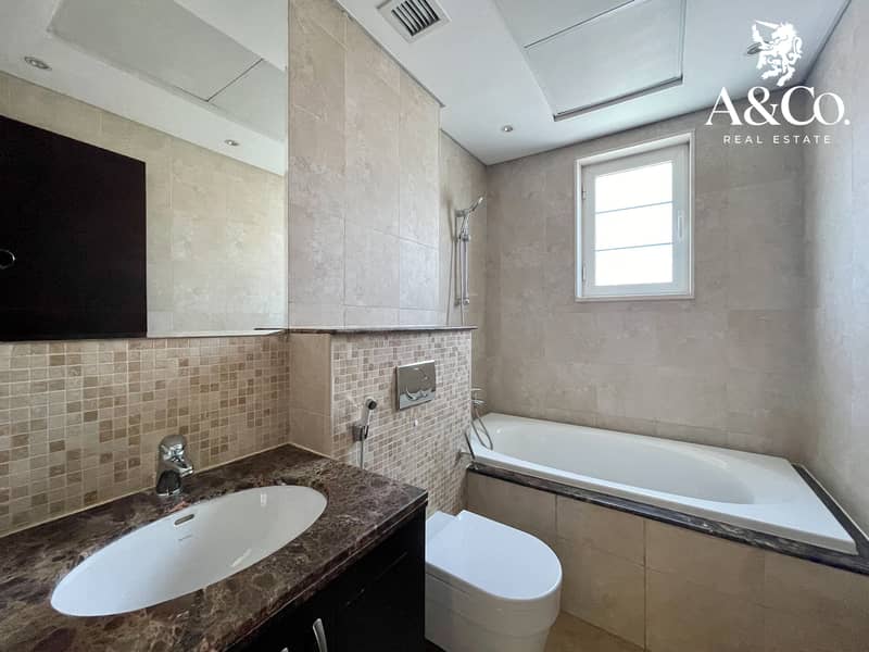9 |VACANT NOW | SINGLE ROW | 3 BED SMALL |