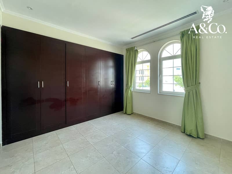 6 |VACANT NOW | SINGLE ROW | 3 BED SMALL |