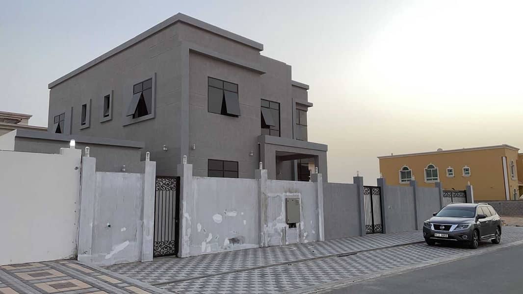 For sale in Sharjah, a new villa in Al-Hoshi, a wonderful villa for those with good taste. .