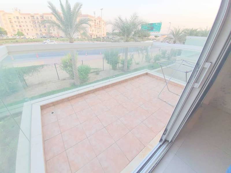 23 AS PRETTY AS PICTURES. 3 BED ROOM VILLA WITH HEART THROBBING VIEW