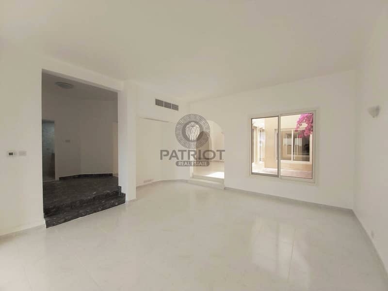 5 3BR+Maid | Jumeirah 03 | Ready to Move in | Ground Storey Villa