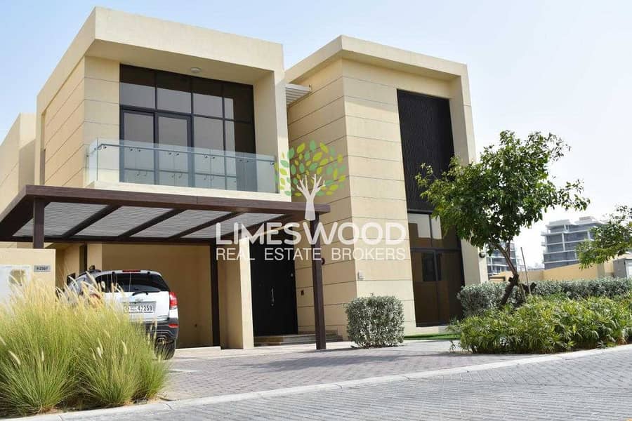 Large Layout | 5 BR with Stunning Lake & Golf View Large Layout | 5 BR with Stunning Lake & Golf View