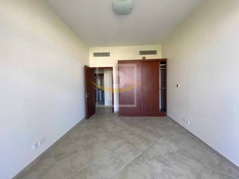 12 Closed Kitchen |  Full Park View | Easy Access to Main Roads | FVIP