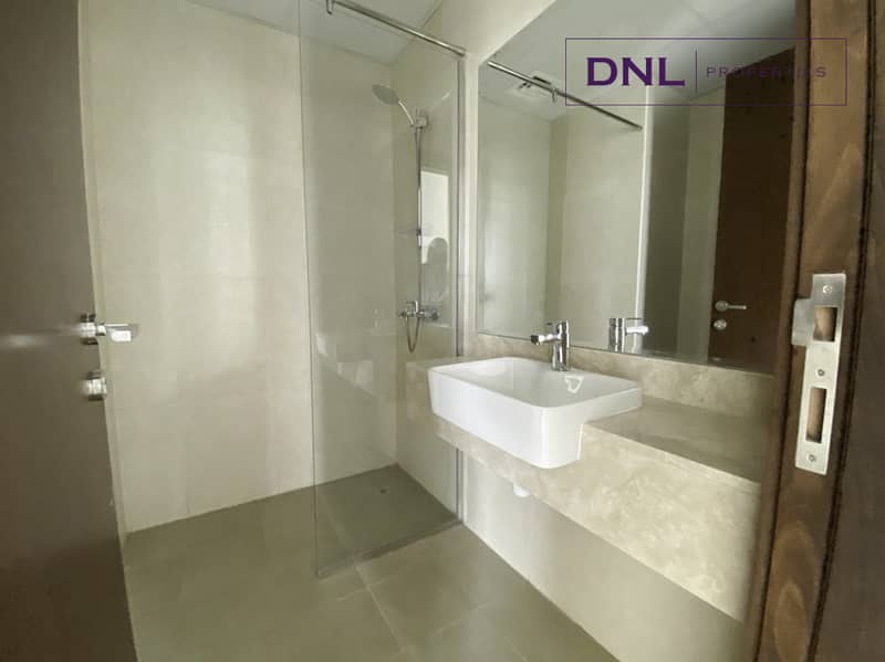 13 Panoramic Views | High Floor | Ready To Move In
