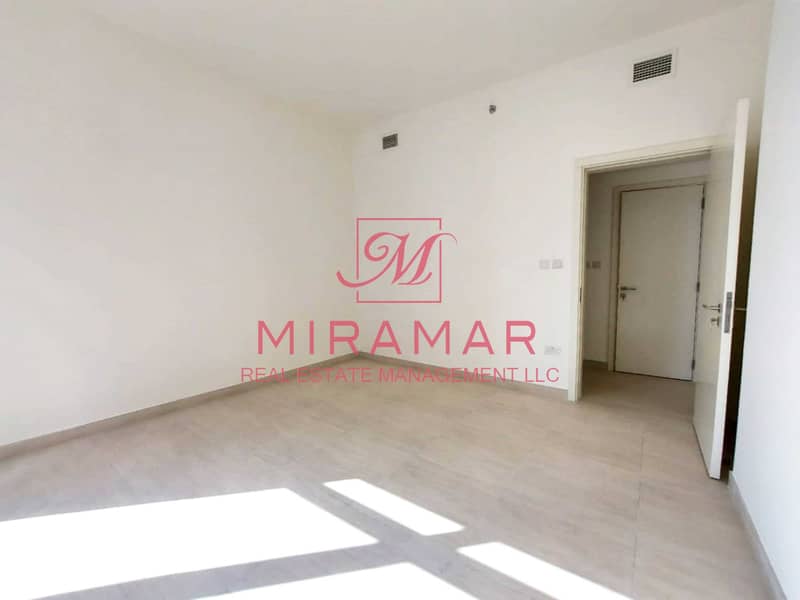 11 HOT!!! AMAZING VIEW | HIGH FLOOR | LARGE 3B+MAIDS APARTMENT