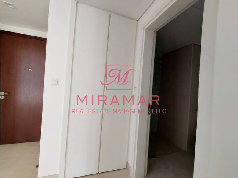 13 HOT!!! AMAZING VIEW | HIGH FLOOR | LARGE 3B+MAIDS APARTMENT