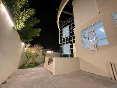 Exclusive 5 Bedroom Villa With Hall And Majlis With Private Entrance In MBZ City