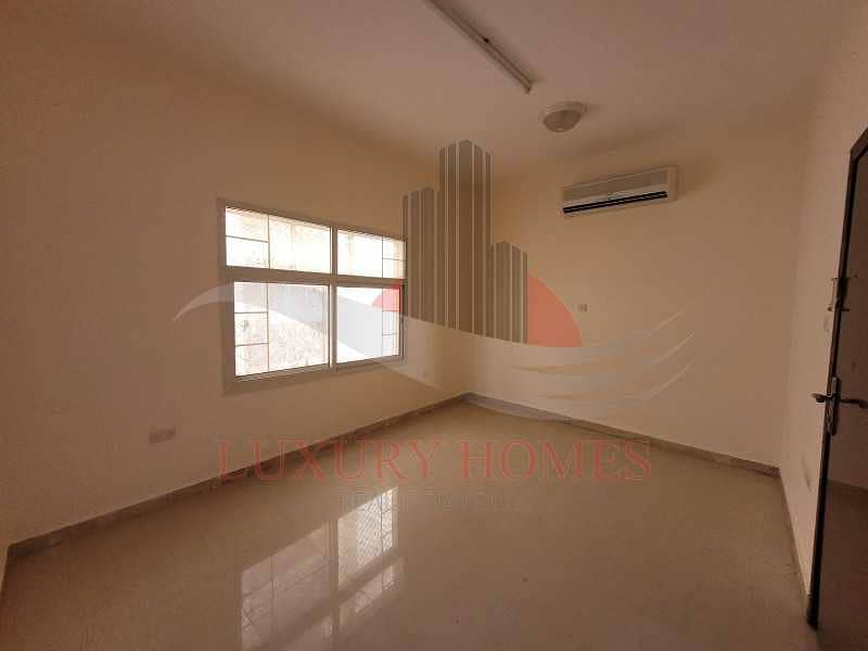 6 An Ideal Lifestyle Property With Balcony Near Town