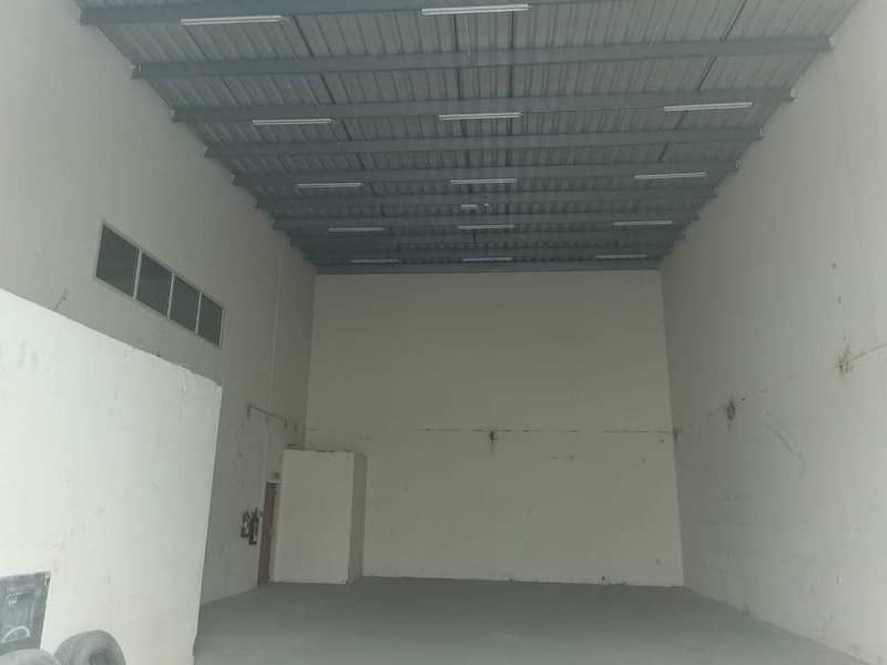 1800 SQFT  WAREHOUSE RENT IN AL JURF 2 NEAR TO CHAINA MALL JUST IN 35K. . . . . . . . .