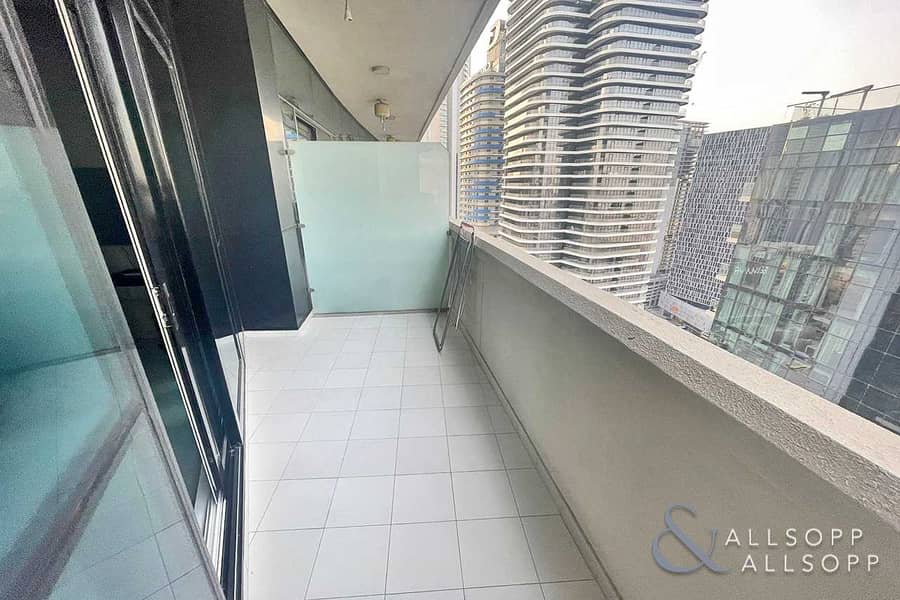 9 Fully Furnished Studio | VACANT | Downtown