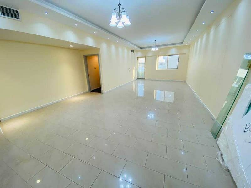 شقة في الرقة،ديرة 3 غرف 85000 درهم - 5378492