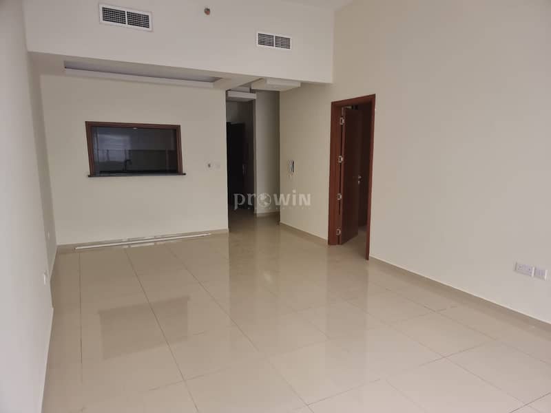 5 AMAZING 1 BEDROOM PLUS STUDY|WITH A BIG TERRACE IN THE GROUND FLOOR!!!